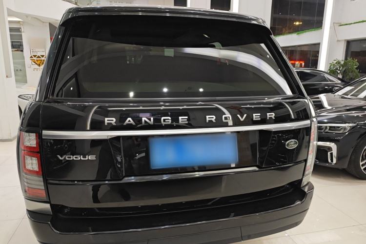 Used Land Rover Range 2014 Revised 3.0 SC V6 Vogue Exterior 4