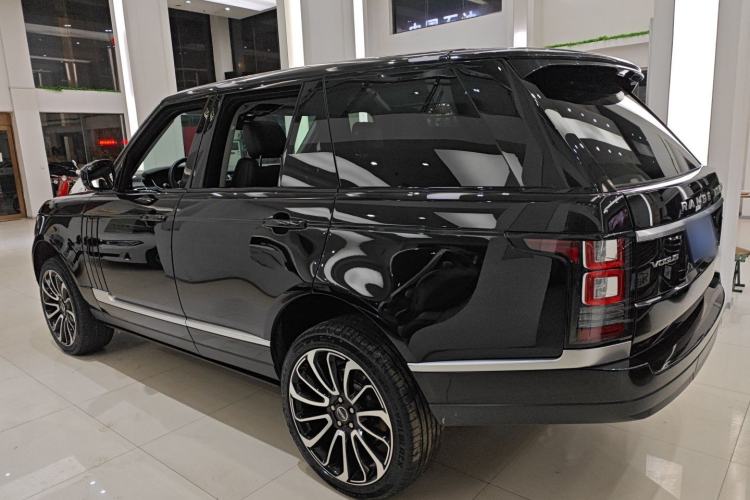 Used Land Rover Range 2014 Revised 3.0 SC V6 Vogue Exterior 5