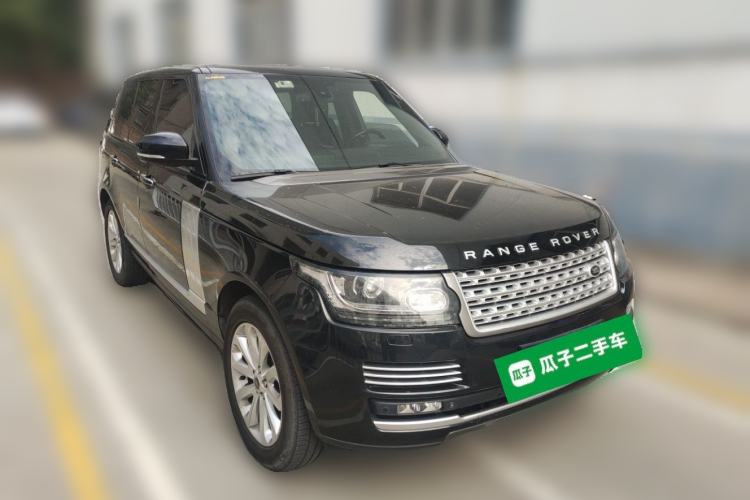 Used Land Rover Range 2014 3.0 TDV6 Vogue SE Front Right 45 Deg