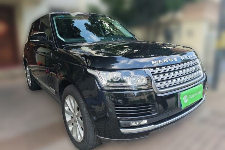 Used Land Rover Range 2014 Revised 3.0 SC V6 Vogue Front Right 45 Deg