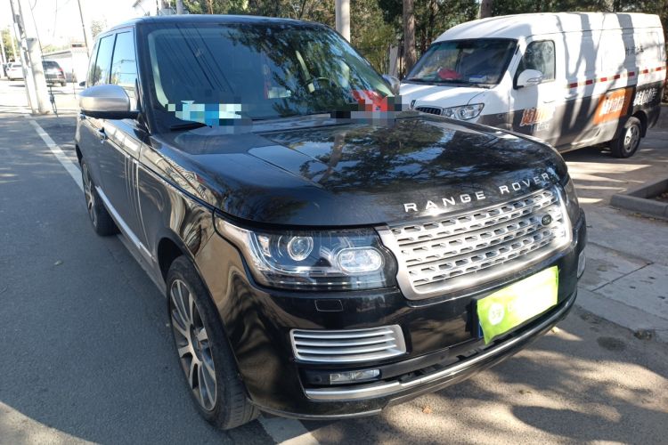 Used Land Rover Range 2014 Revised 3.0 SC V6 Vogue Front Right 45 Deg