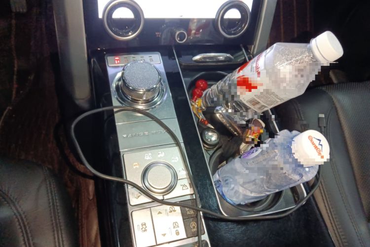 Used Land Rover Range 2014 Revised 3.0 SC V6 Vogue Gear Lever