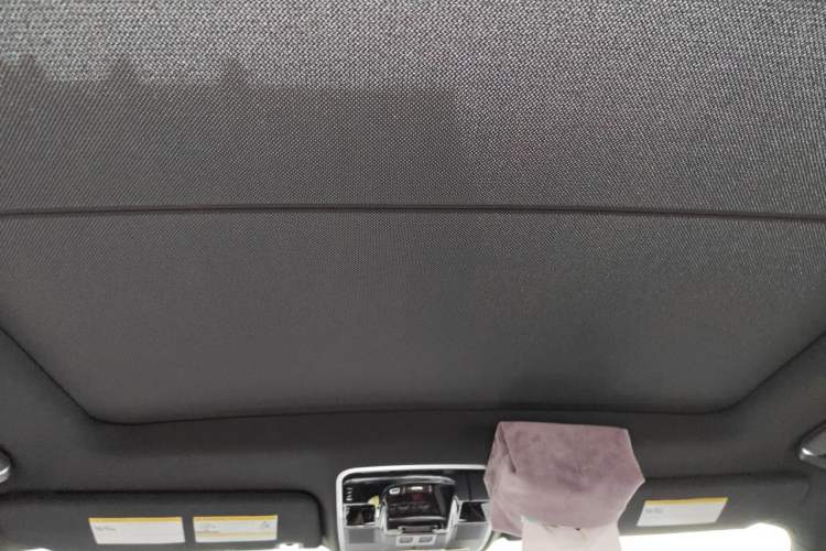 Used Land Rover Range  Headliner