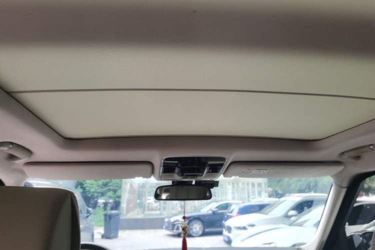 Used Land Rover Range 2014 Revised 3.0 SC V6 Vogue Headliner