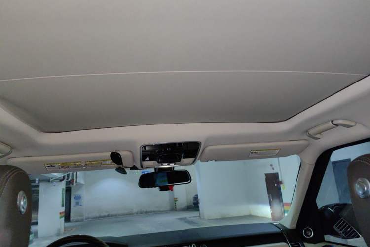 Used Land Rover Range 2014 3.0 SC V6 Vogue Headliner