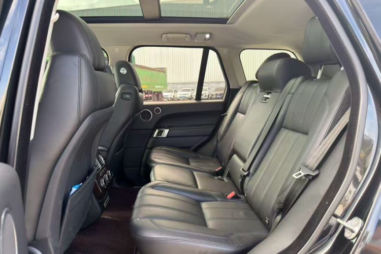 Used Land Rover Range 2014 3.0 SC V6 Vogue Interior 2