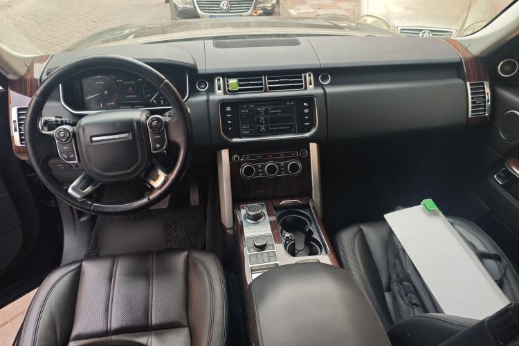 Used Land Rover Range 2014 Revised 3.0 SC V6 Vogue Interior 2