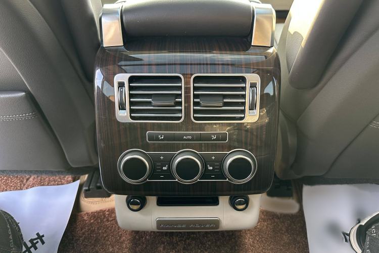 Used Land Rover Range 2014 Revised 3.0 SC V6 Vogue Interior 5