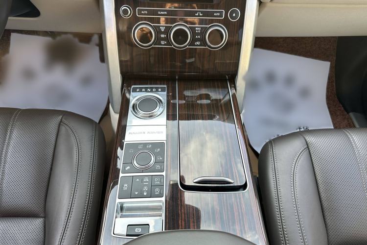 Used Land Rover Range 2014 Revised 3.0 SC V6 Vogue Interior 6
