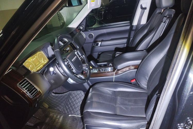 Used Land Rover Range 2014 Revised 3.0 SC V6 Vogue Left Front Seat