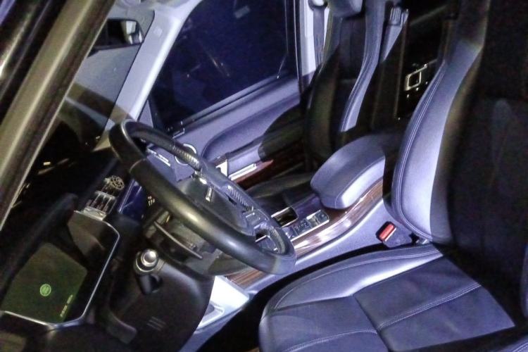 Used Land Rover Range 2014 3.0 TDV6 Vogue Left Front Seat