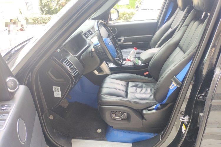 Used Land Rover Range 2014 3.0 SC V6 Vogue SE Left Front Seat