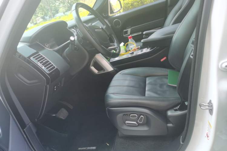Used Land Rover Range  Left Front Seat