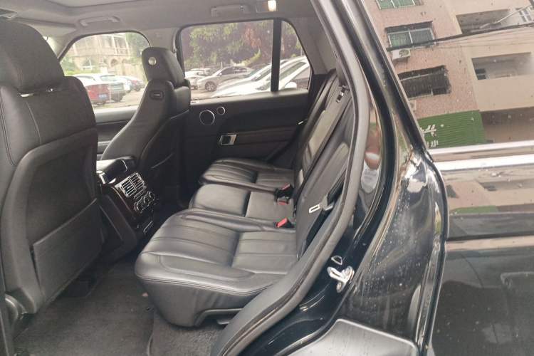 Used Land Rover Range 2014 3.0 TDV6 Vogue Left Rear Seat