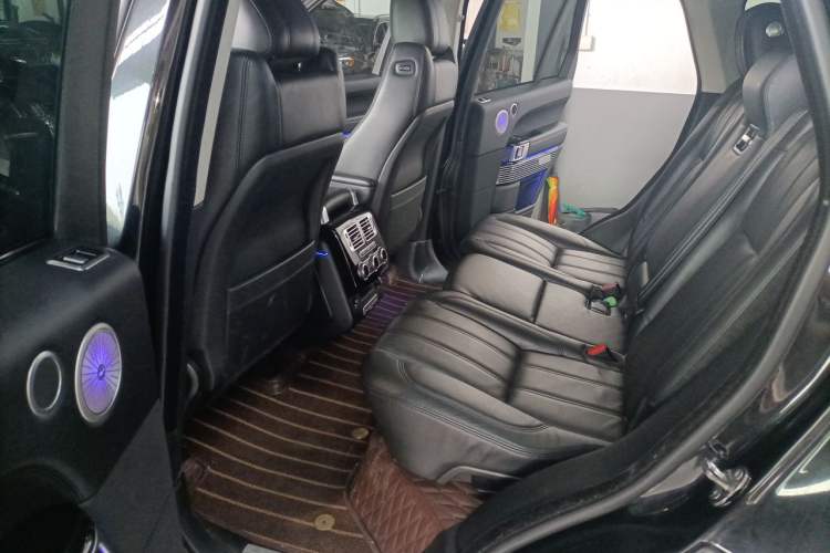 Used Land Rover Range 2014 Revised 3.0 SC V6 Vogue Left Rear Seat