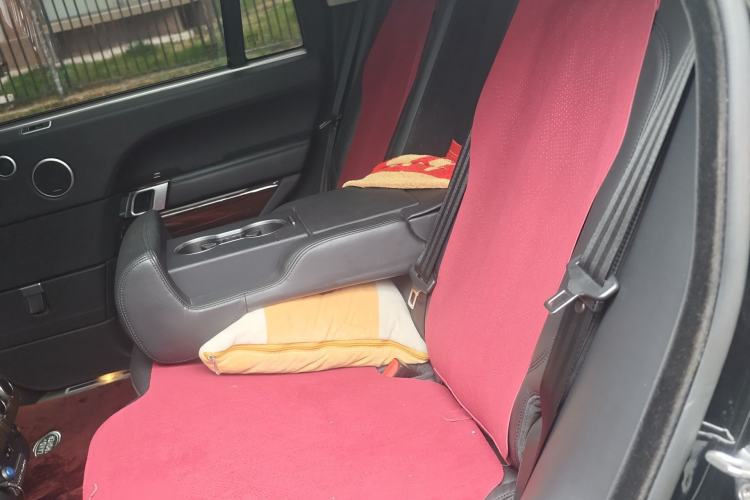 Used Land Rover Range 2014 3.0 SC V6 Vogue SE Long-Wheelbase Edition Left Rear Seat