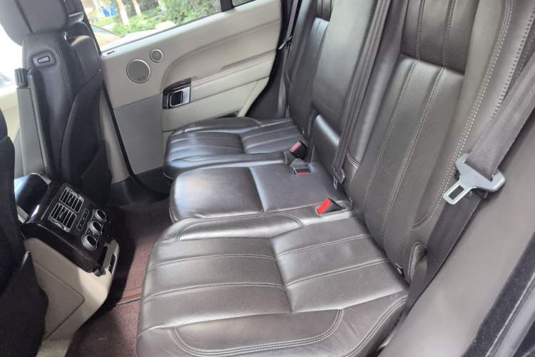 Used Land Rover Range 2014 Revised 3.0 SC V6 Vogue Left Rear Seat