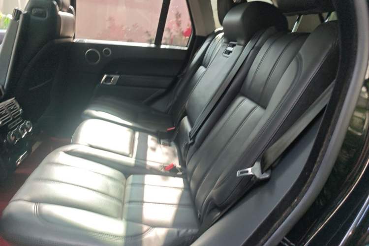 Used Land Rover Range 2014 Revised 3.0 SC V6 Vogue Left Rear Seat