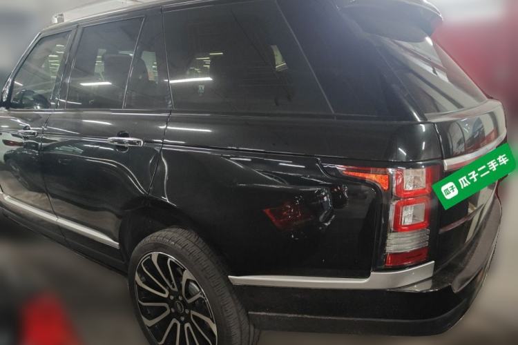 Used Land Rover Range 2014 3.0 TDV6 Vogue SE Rear Left 45 Deg