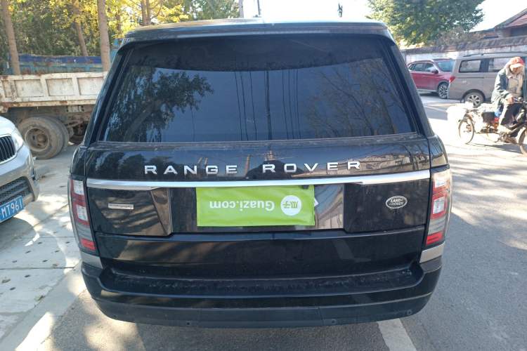 Used Land Rover Range 2014 Revised 3.0 SC V6 Vogue Rear