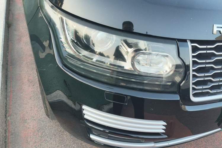 Used Land Rover Range 2014 3.0 SC V6 Vogue Right Front Headlight