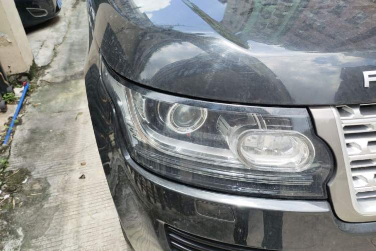 Used Land Rover Range 2014 3.0 SC V6 Vogue Right Front Headlight