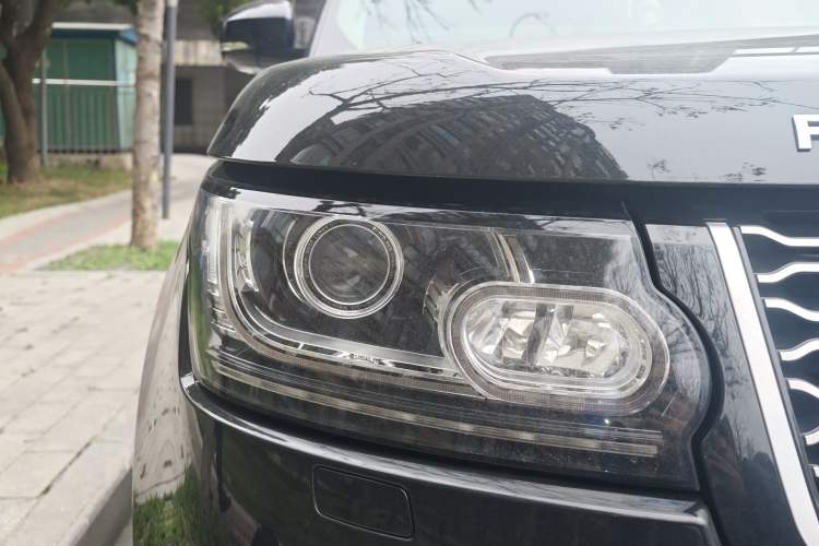 Used Land Rover Range 2014 3.0 SC V6 Vogue SE Long-Wheelbase Edition Right Front Headlight