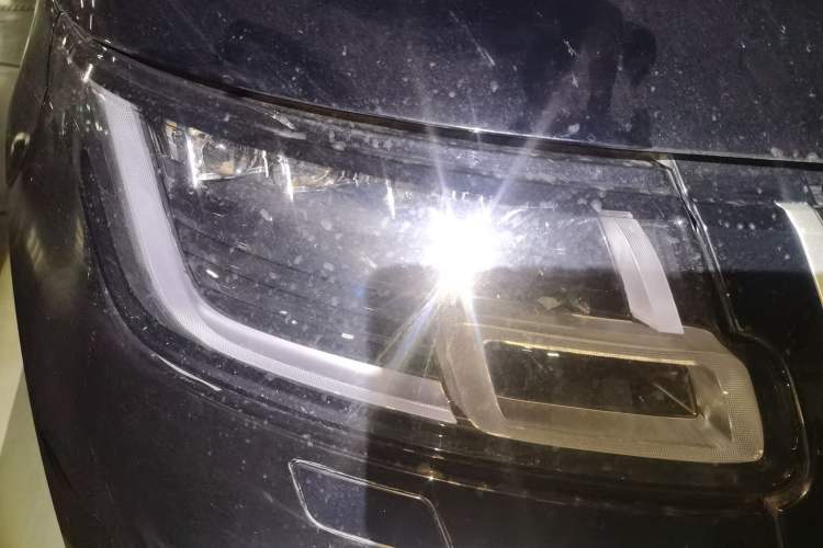 Used Land Rover Range 2014 Revised 3.0 SC V6 Vogue Right Front Headlight