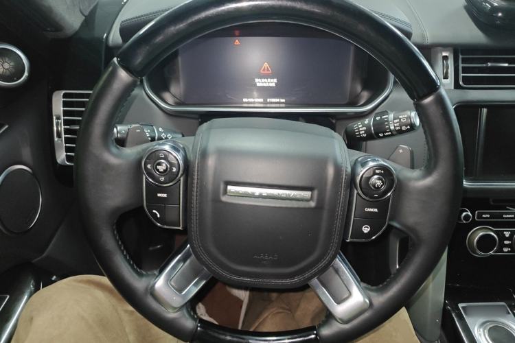 Used Land Rover Range 2014 3.0 TDV6 Vogue SE Steering Wheel