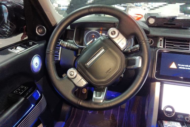 Used Land Rover Range 2014 Revised 3.0 SC V6 Vogue Steering Wheel