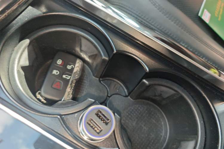 Used Land Rover Range 2014 Revised 3.0 SC V6 Vogue Vehicle Key