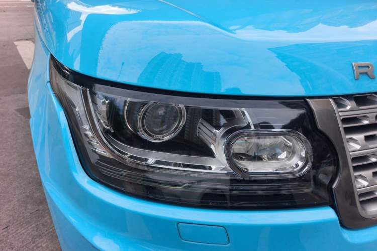 Used Land Rover Range 2014 3.0 SC V6 Vogue SE Long-Wheelbase Edition Right Front Headlight