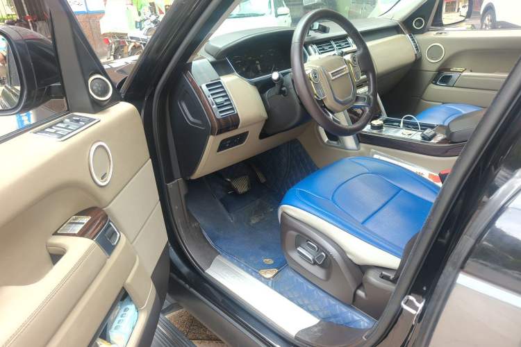 Used Land Rover Range 2014 Revised 3.0 SC V6 Vogue Driver Seat