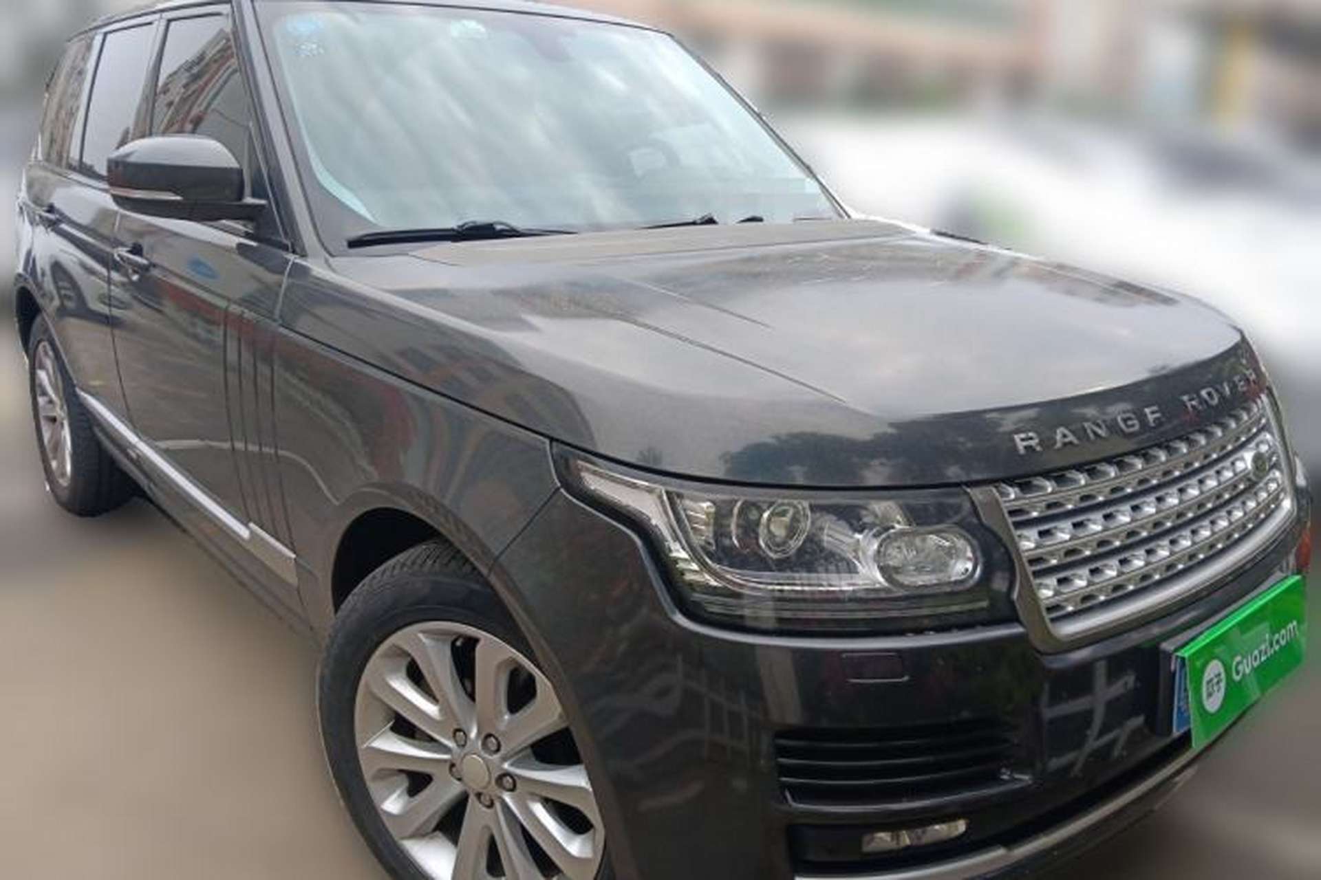 Used Land Rover Range 2014 3.0 SC V6 Vogue Front Right 45 Deg