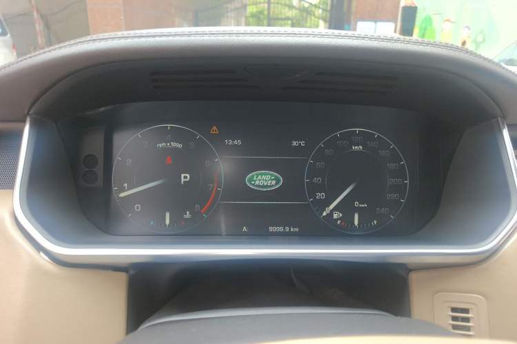 Used Land Rover Range 2014 Revised 3.0 SC V6 Vogue Instrument Cluster