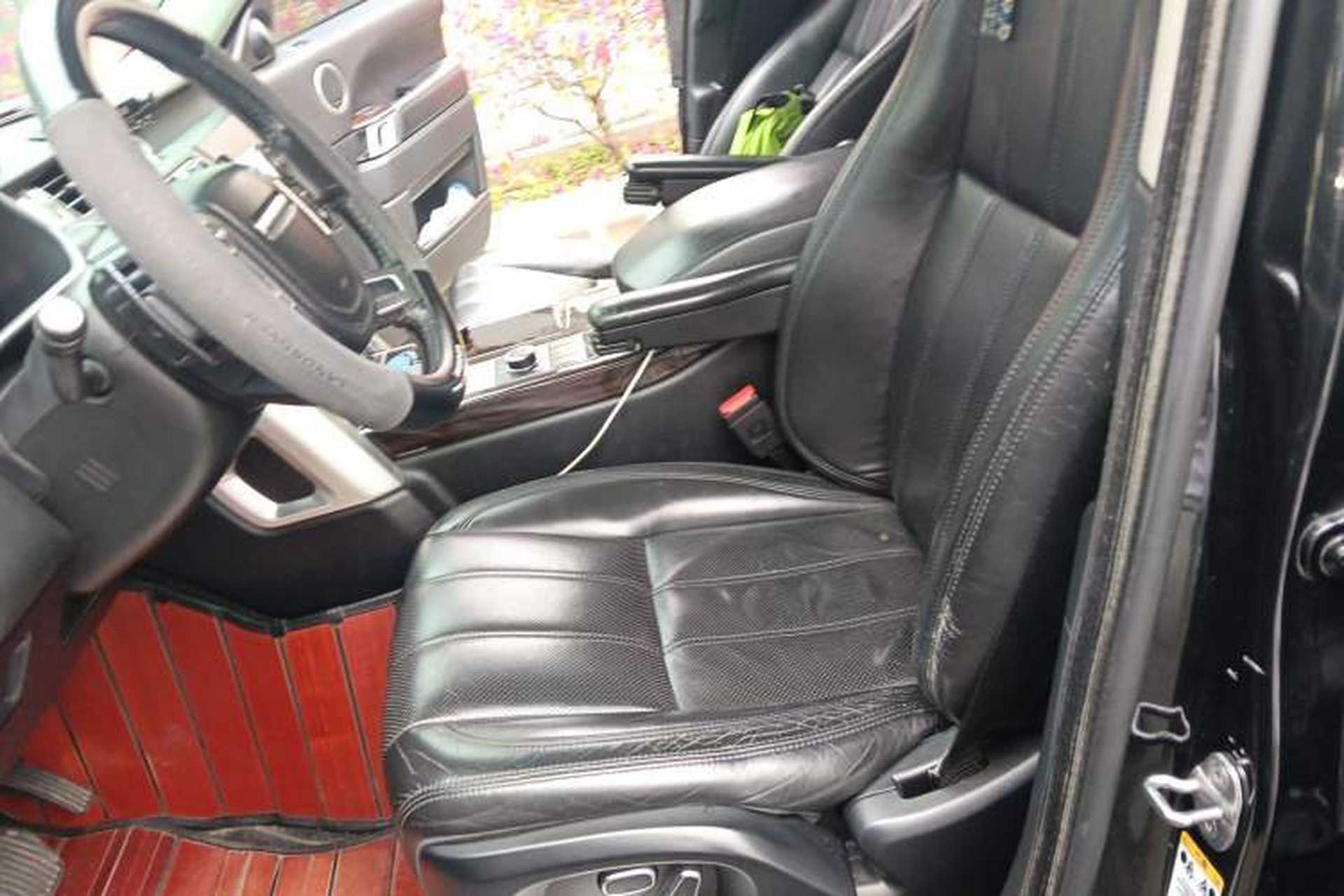 Used Land Rover Range 2014 3.0 SC V6 Vogue Left Front Seat