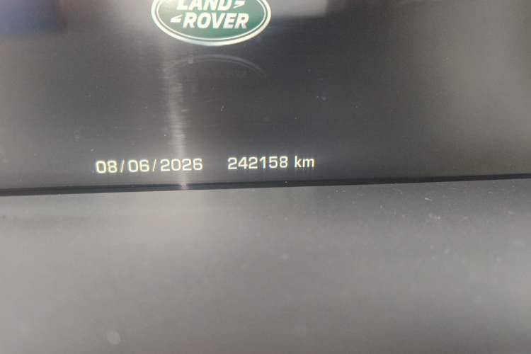 Used Land Rover Range 2014 Revised 3.0 SC V6 Vogue Odometer Close Up