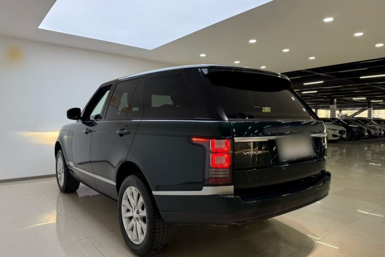 Used Land Rover Range 2014 Revised 3.0 SC V6 Vogue Exterior 3