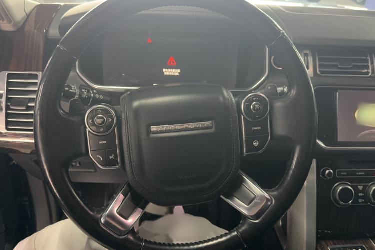 Used Land Rover Range 2014 Revised 3.0 SC V6 Vogue Steering Wheel