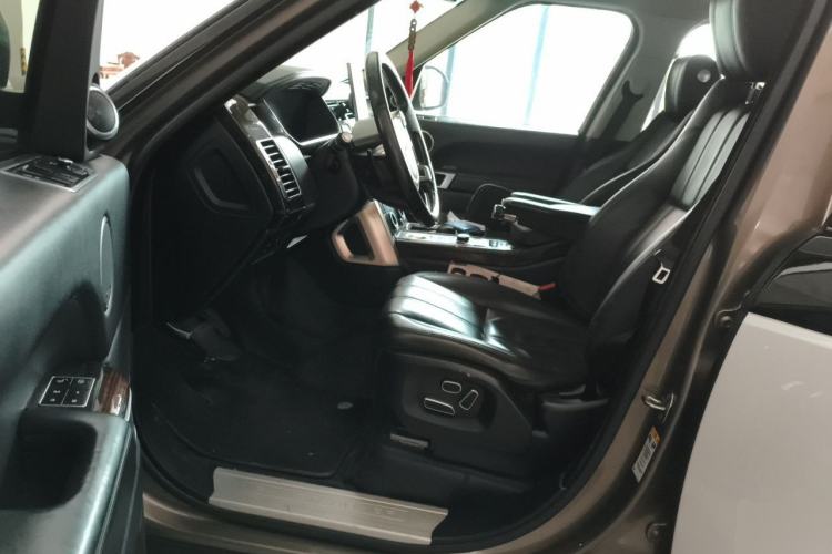 Used Land Rover Range 2014 Revised 3.0 SC V6 Vogue Driver Seat