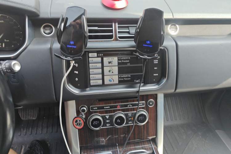 Used Land Rover Range 2014 Revised 3.0 SC V6 Vogue Audio And AC Panel