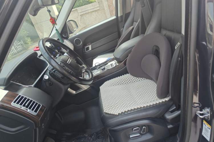 Used Land Rover Range 2014 Revised 3.0 SC V6 Vogue Left Front Seat