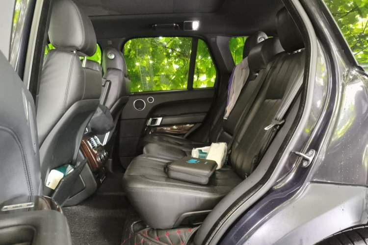 Used Land Rover Range 2014 Revised 3.0 SC V6 Vogue Left Rear Seat