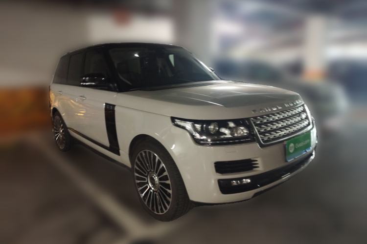 Used Land Rover Range 2014 Revised 3.0 SC V6 Vogue Front Right 45 Deg
