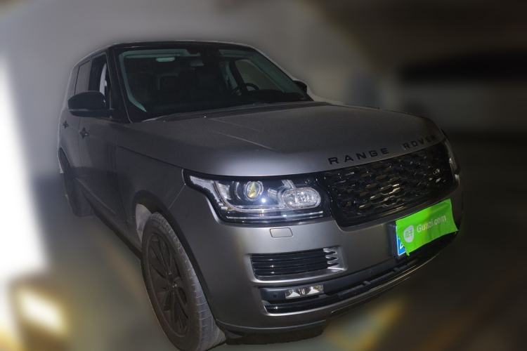 Used Land Rover Range 2014 Revised 3.0 SC V6 Vogue Front Right 45 Deg