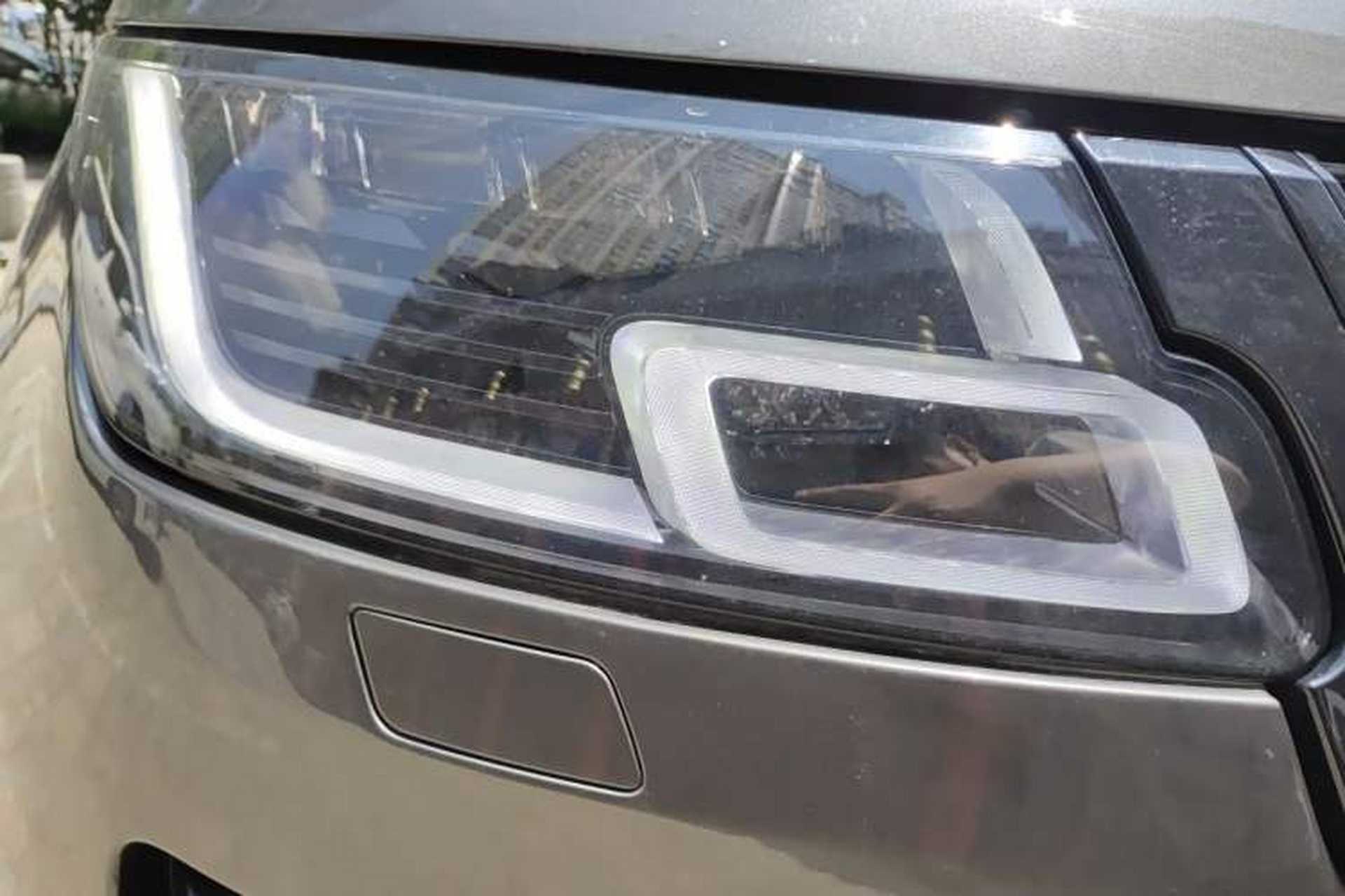 Used Land Rover Range 2014 3.0 SC V6 Vogue Right Front Headlight