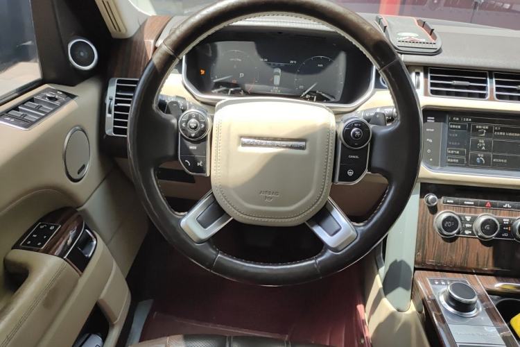 Used Land Rover Range 2014 3.0 SC V6 Vogue Steering Wheel