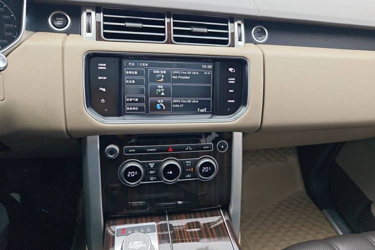 Used Land Rover Range 2014 Revised 3.0 SC V6 Vogue Audio And AC Panel