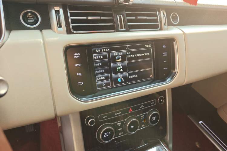 Used Land Rover Range 2014 3.0 SC V6 Vogue SE Long-Wheelbase Edition Audio And AC Panel