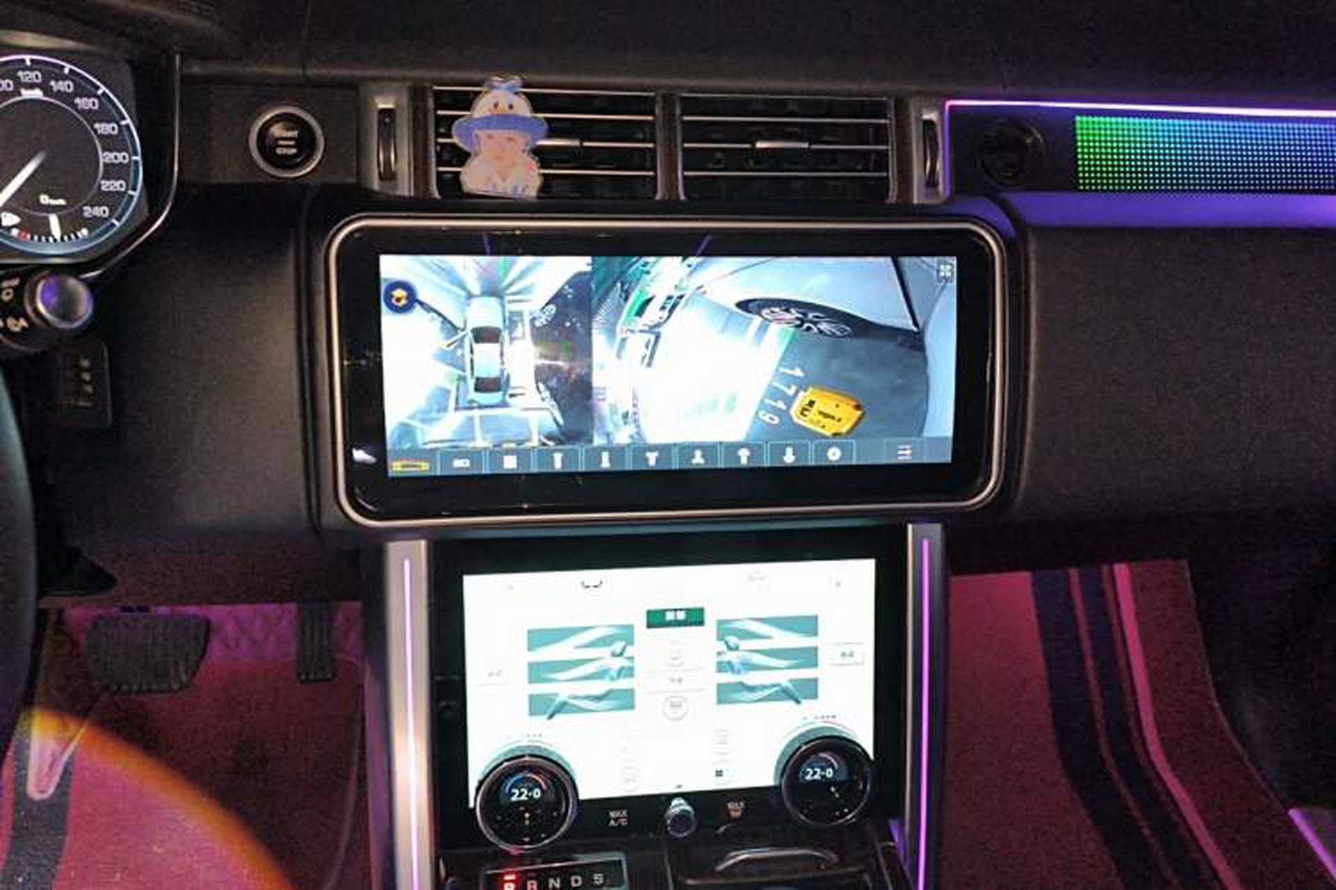 Used Land Rover Range 2014 Revised 3.0 SC V6 Vogue Audio And AC Panel